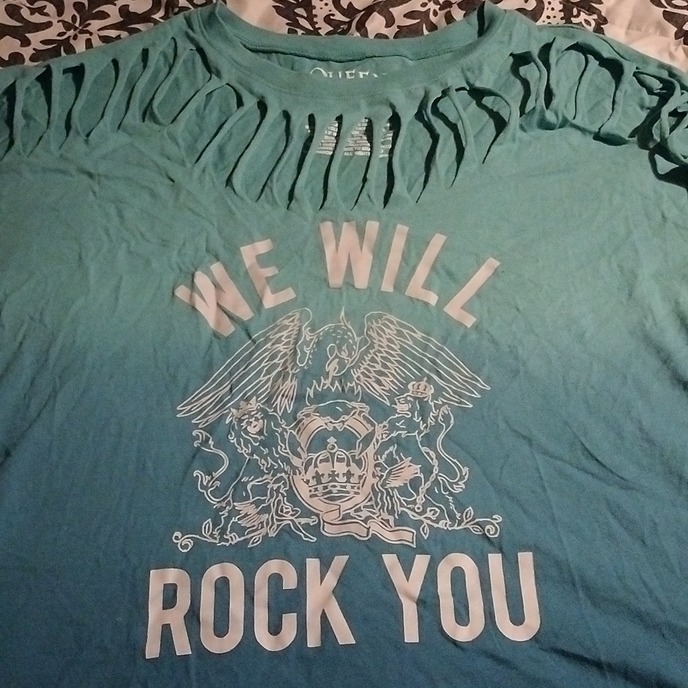 Torrid Queen boxy tee